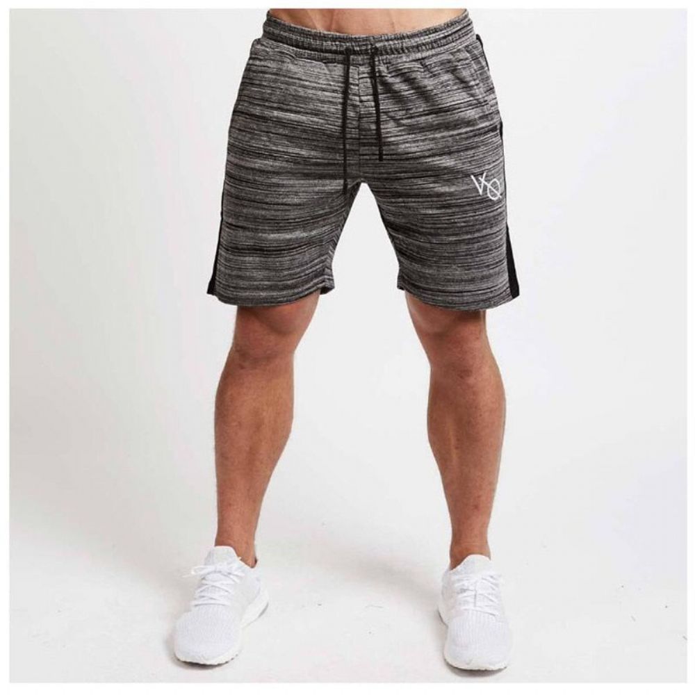 Sportsshorts Med Striper På Siden