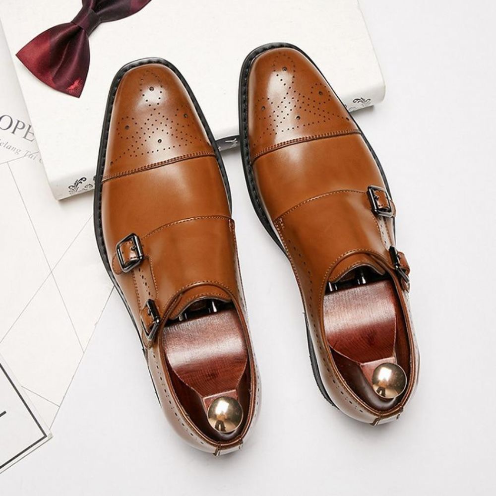 Oxfords Med Dobbel Spenne I Ekte Skinn I Britisk Design